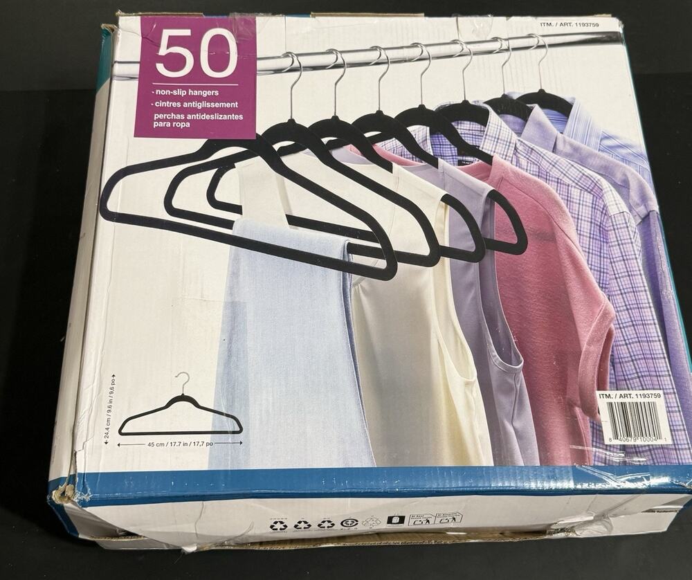 (5) Space Saving 1193759 Flocked Non-Slip Clothes Hangers - Black READ